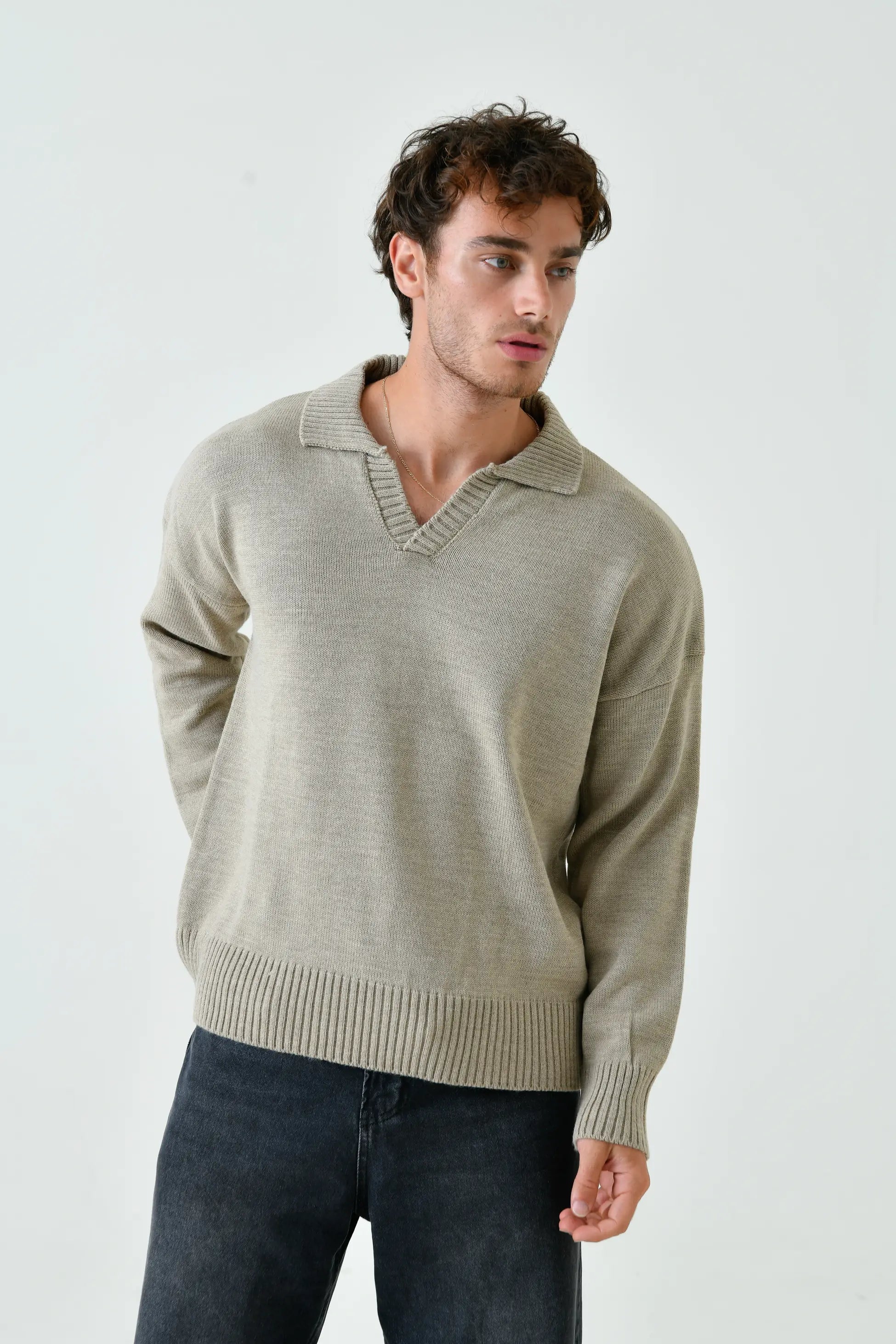 V YAKA OVERSIZE TRİKO KAZAK