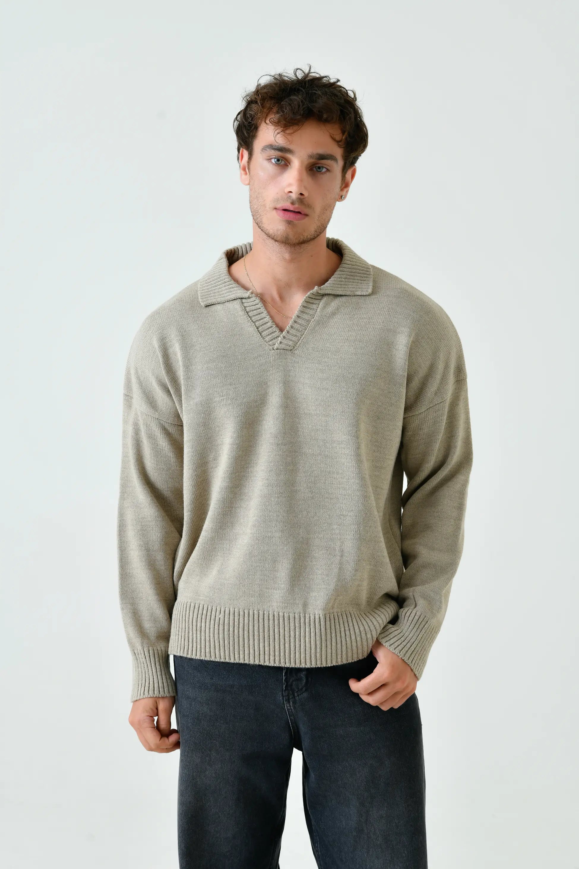 V YAKA OVERSIZE TRİKO KAZAK